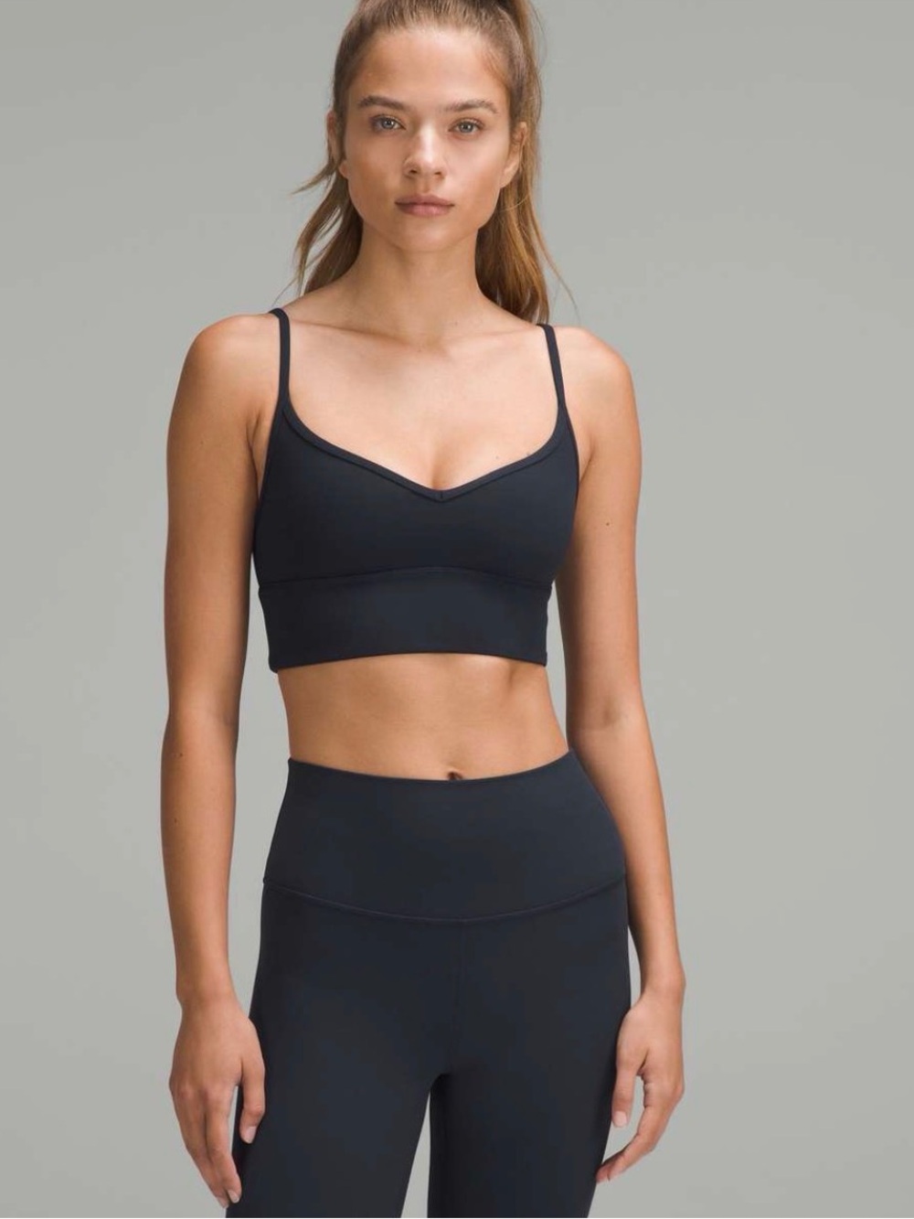 Lululemon Align set true Navy Size 2 bottoms and Size 6 bra